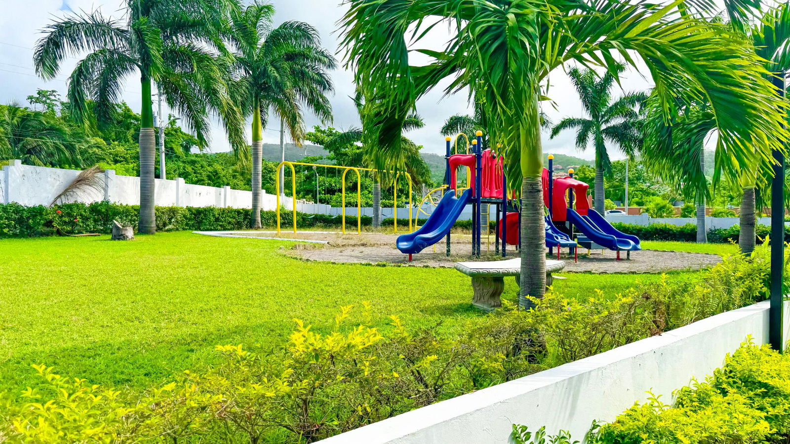 Spacious-1-Bedroom-Apartment-for-Rent-in-Drax-Hall-Manor-St.-Ann Seventeenth image of 220- Canary Dr, Drax Hall Mano in Ocho Rios, St. Ann, Jamaica - property is For Rent