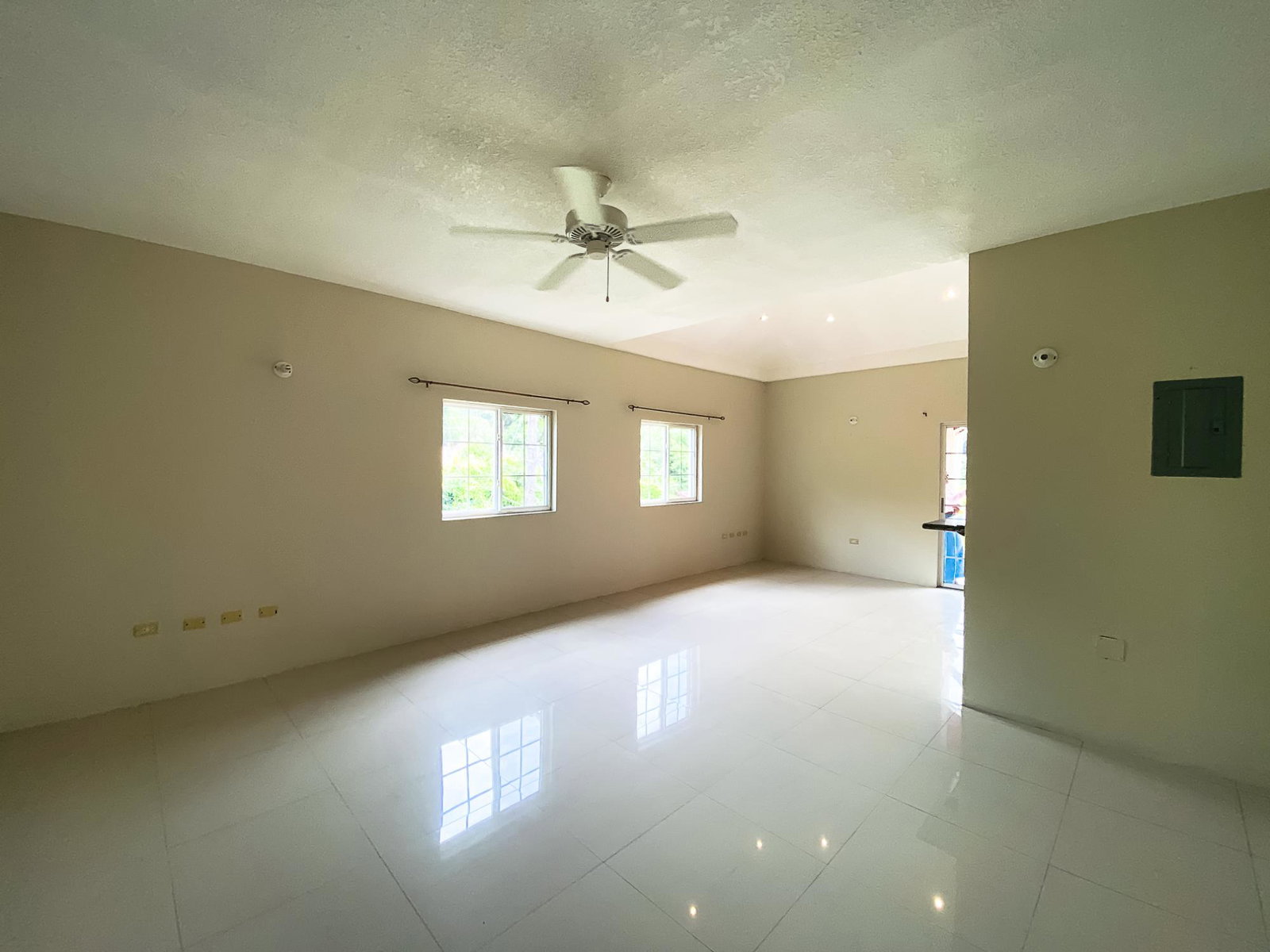 Fourth image of 9-1 Brentwood Terrace in Kingston 19, St. Andrew, Jamaica - property is For Rent