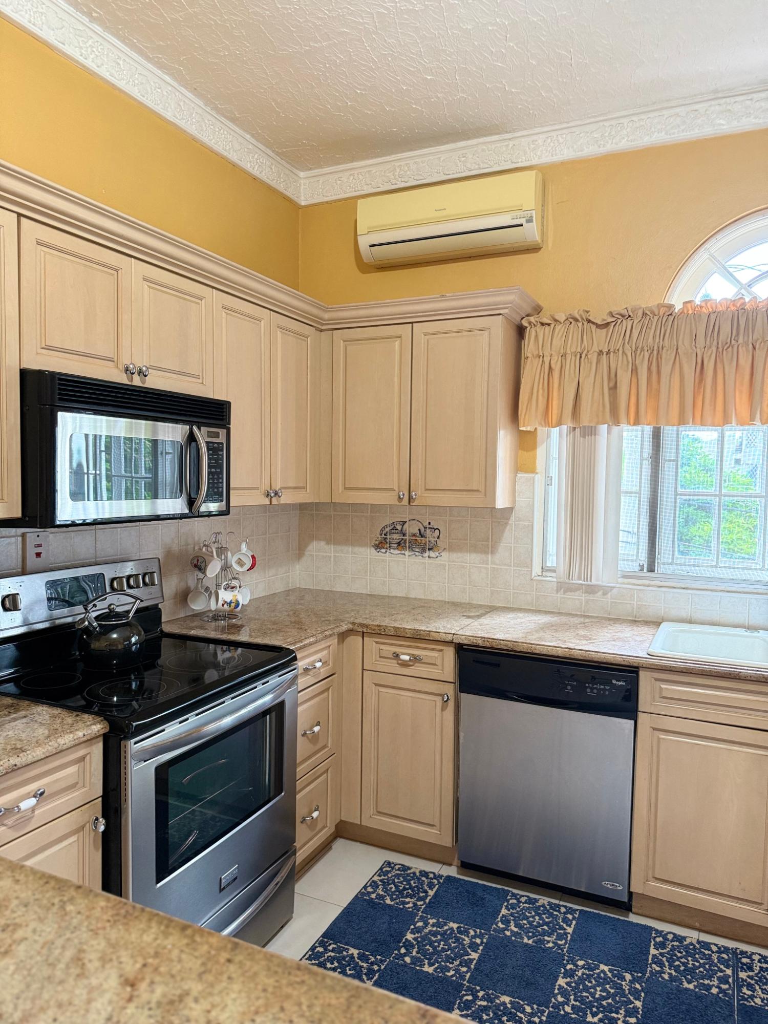 Eighth image of 7-9 Kingsway in Kingston 10, St. Andrew, Jamaica - property is For Rent