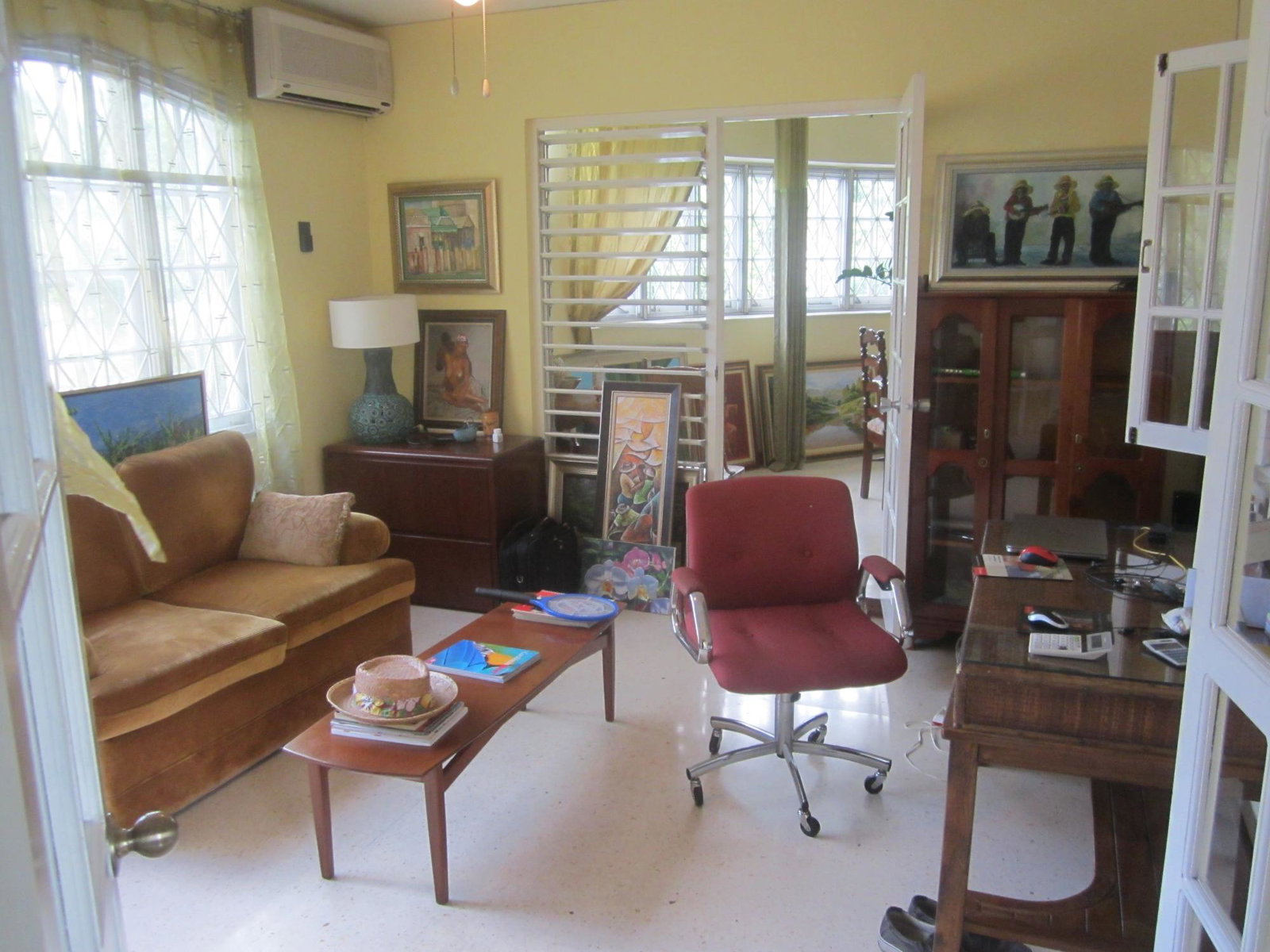 Spacious-2-Bedroom-Apartment-for-Rent-at-Devon-Lodge-St.-Andrew-Jamaica Fifth image of 6-11b Devon Manor Waterloo Road in Kingston 10, St. Andrew, Jamaica - property is For Rent