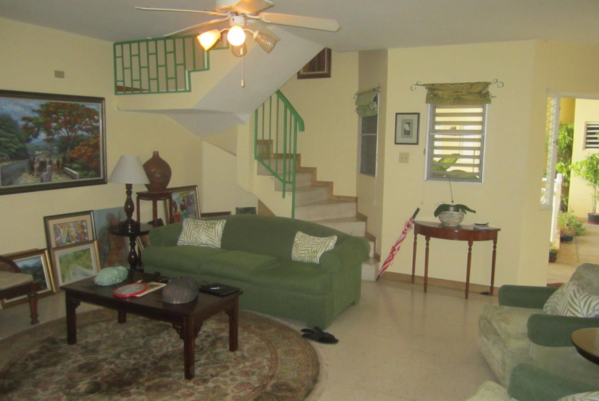 Seventh image of 6-11b Devon Manor Waterloo Road in Kingston 10, St. Andrew, Jamaica - property is For Rent