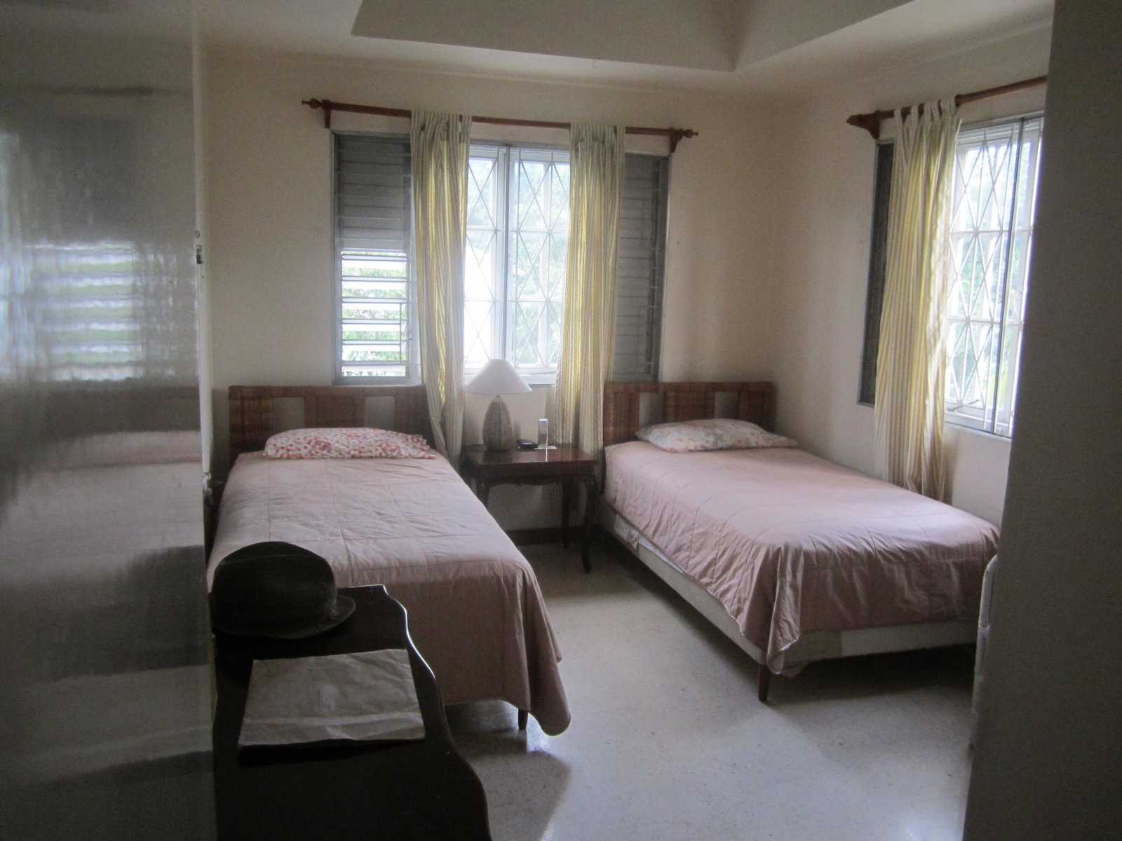 Spacious-2-Bedroom-Apartment-for-Rent-at-Devon-Lodge-St.-Andrew-Jamaica Ninth image of 6-11b Devon Manor Waterloo Road in Kingston 10, St. Andrew, Jamaica - property is For Rent