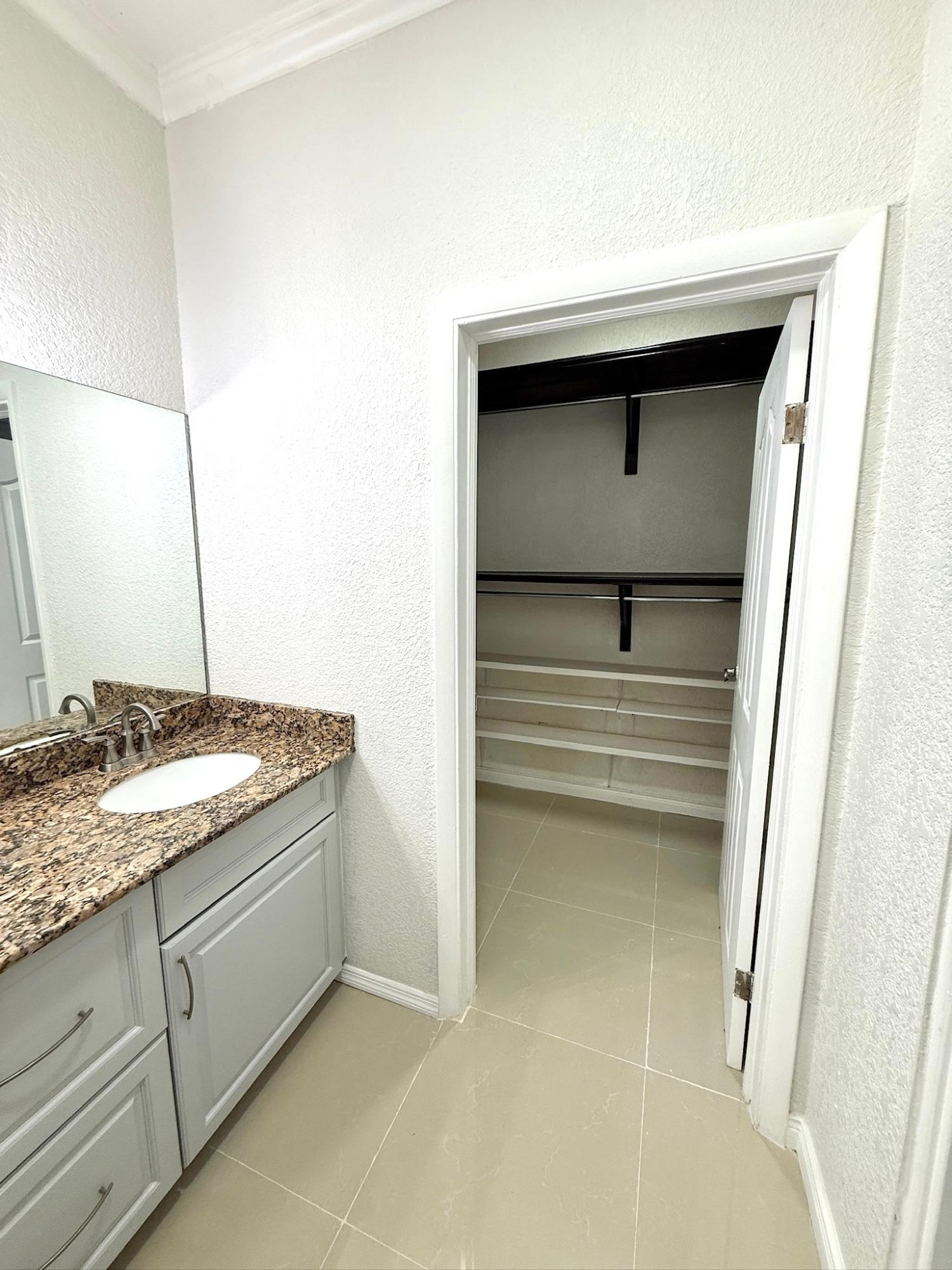 Seventeenth image of 4-3 Washington Drive in Kingston 10, St. Andrew, Jamaica - property is For Rent