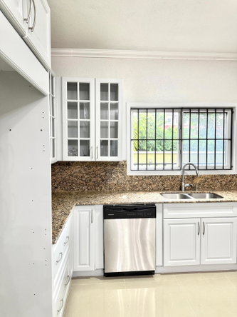 Seventh image of 4-3 Washington Drive in Kingston 10, St. Andrew, Jamaica - property is For Rent