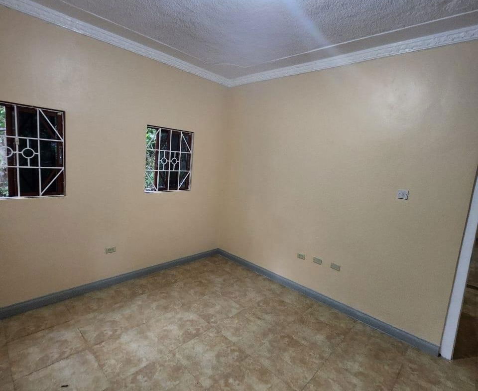 Thirteenth image of Plantation Heights, in Red Hills, St. Andrew, Jamaica - property is For Rent