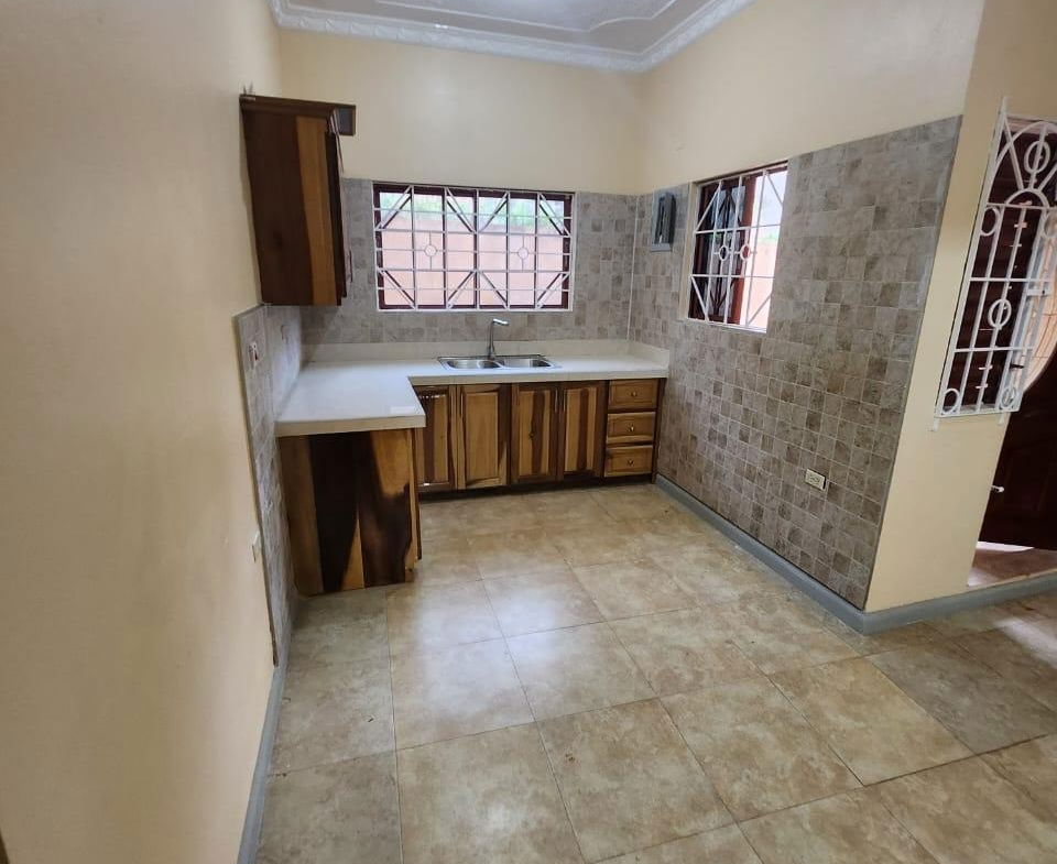 Twenty-Ninth image of Plantation Heights, in Red Hills, St. Andrew, Jamaica - property is For Rent