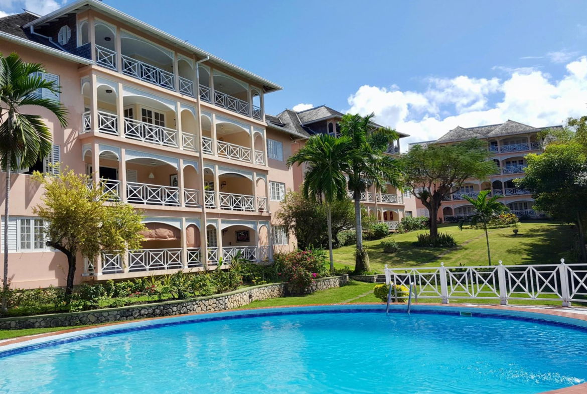 First image of C4-127 Main Street, Ocho Rios in Ocho Rios, St. Ann, Jamaica - property is For Rent