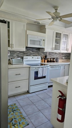 Fifteenth image of C4-127 Main Street, Ocho Rios in Ocho Rios, St. Ann, Jamaica - property is For Rent