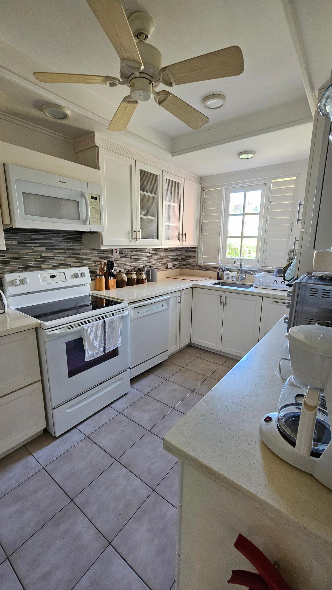 Sixteenth image of C4-127 Main Street, Ocho Rios in Ocho Rios, St. Ann, Jamaica - property is For Rent