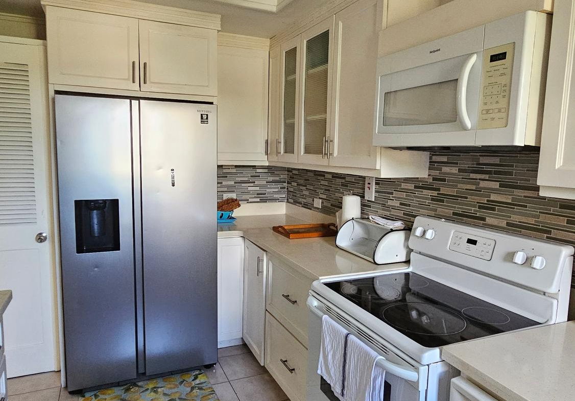 Seventeenth image of C4-127 Main Street, Ocho Rios in Ocho Rios, St. Ann, Jamaica - property is For Rent