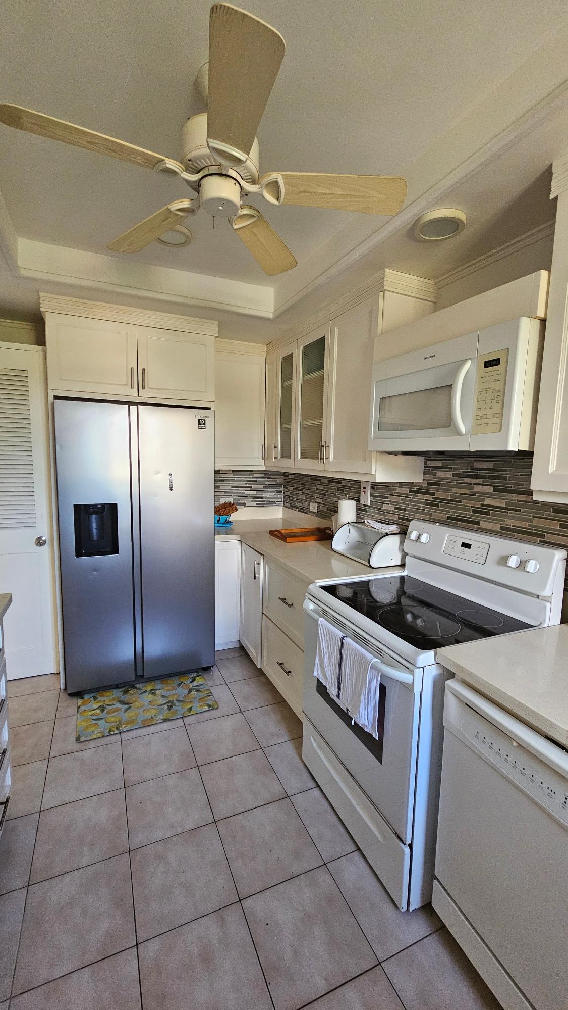 Seventeenth image of C4-127 Main Street, Ocho Rios in Ocho Rios, St. Ann, Jamaica - property is For Rent