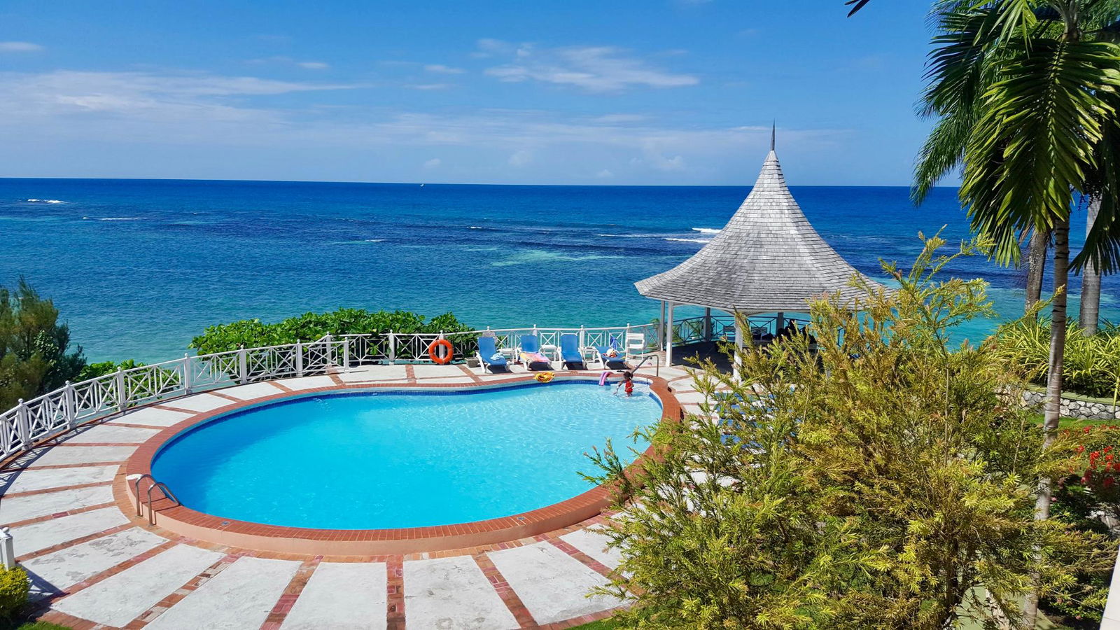 Fourth image of C4-127 Main Street, Ocho Rios in Ocho Rios, St. Ann, Jamaica - property is For Rent