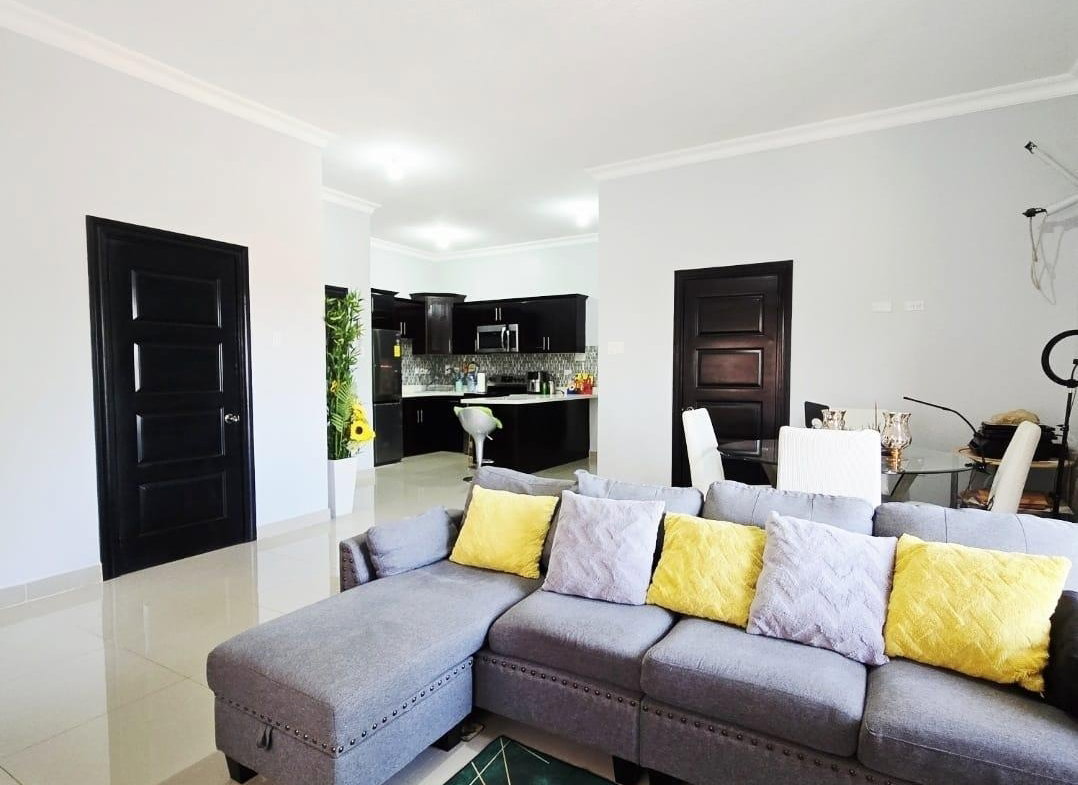Seventh image of 15-11 1/2 Grosvenor Terrace in Kingston 8, St. Andrew, Jamaica - property is For Sale