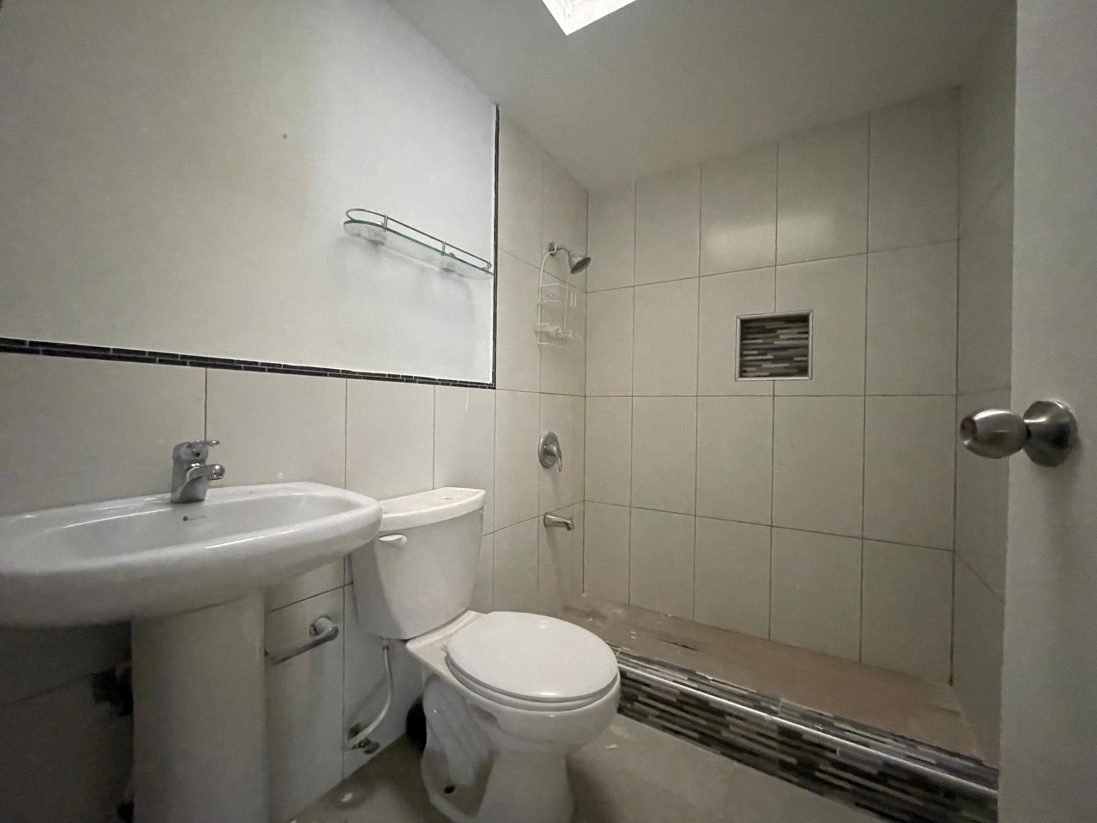 Nineteenth image of Hillman Road in Kingston 8, St. Andrew, Jamaica - property is For Rent