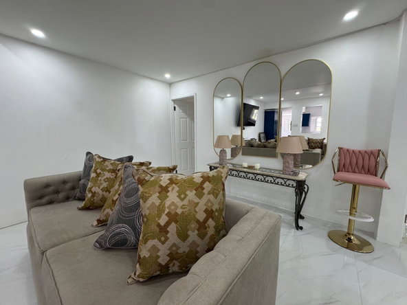 Thirteenth image of 11-25 Haining Road in Kingston 5, St. Andrew, Jamaica - property is For Rent