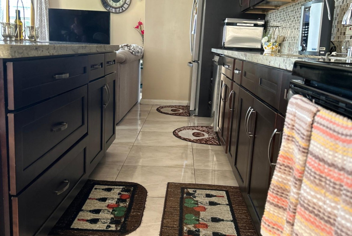 Fifth image of 25a-5 Winchester Road in Kingston 10, St. Andrew, Jamaica - property is For Rent