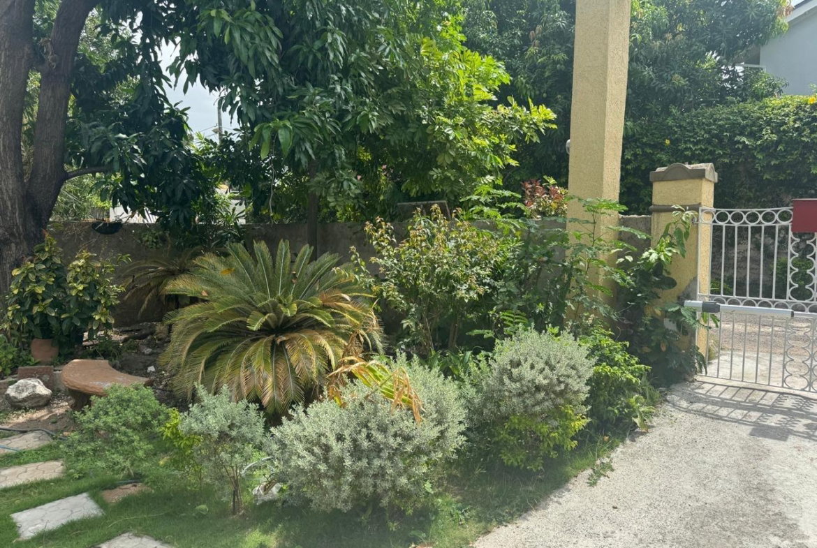 Twenty-First image of 3-7 Linstone Crescent in Kingston 10, St. Andrew, Jamaica - property is For Rent