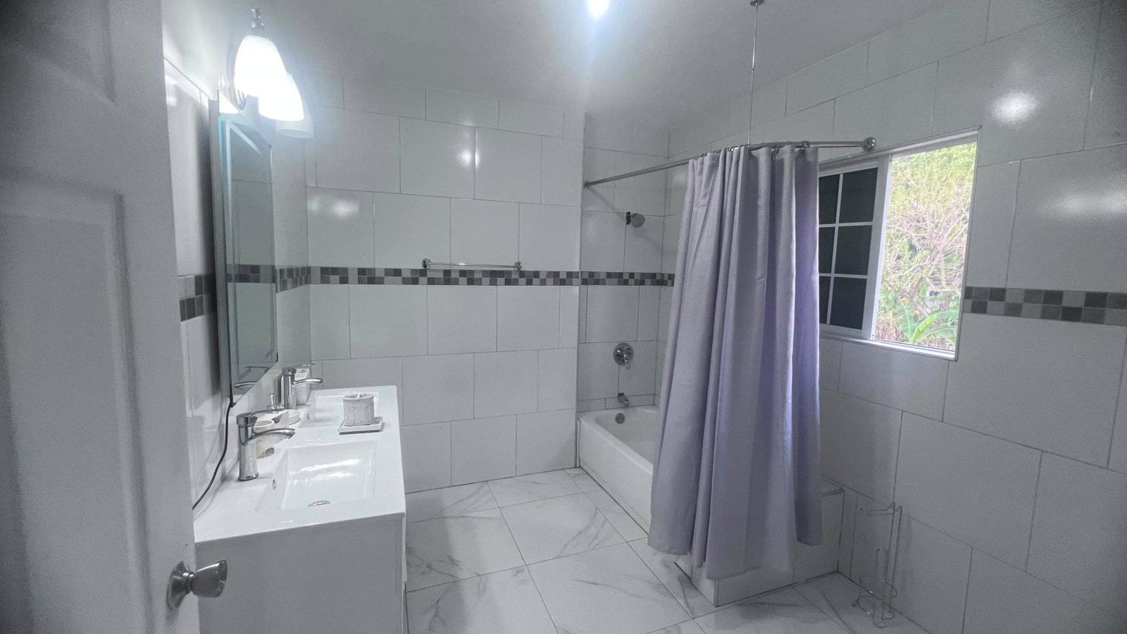 Fourth image of 2- Hanbury, Mandeville Manch in Hanbury, Manchester, Jamaica - property is For Rent