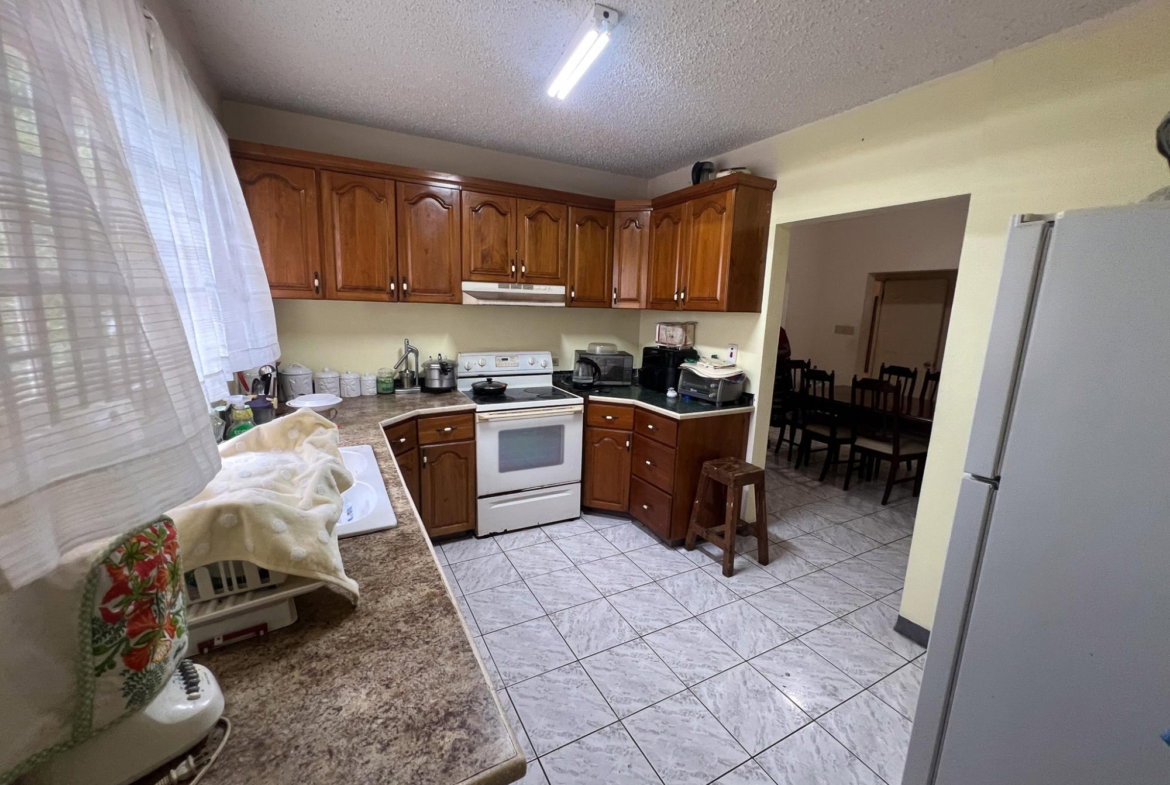 Fourth image of 19a Washington Drive, Kingsto in Kingston 10, St. Andrew, Jamaica - property is For Sale