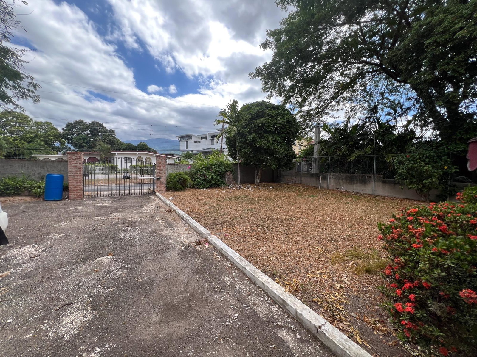 Eighth image of 19a Washington Drive, Kingsto in Kingston 10, St. Andrew, Jamaica - property is For Sale