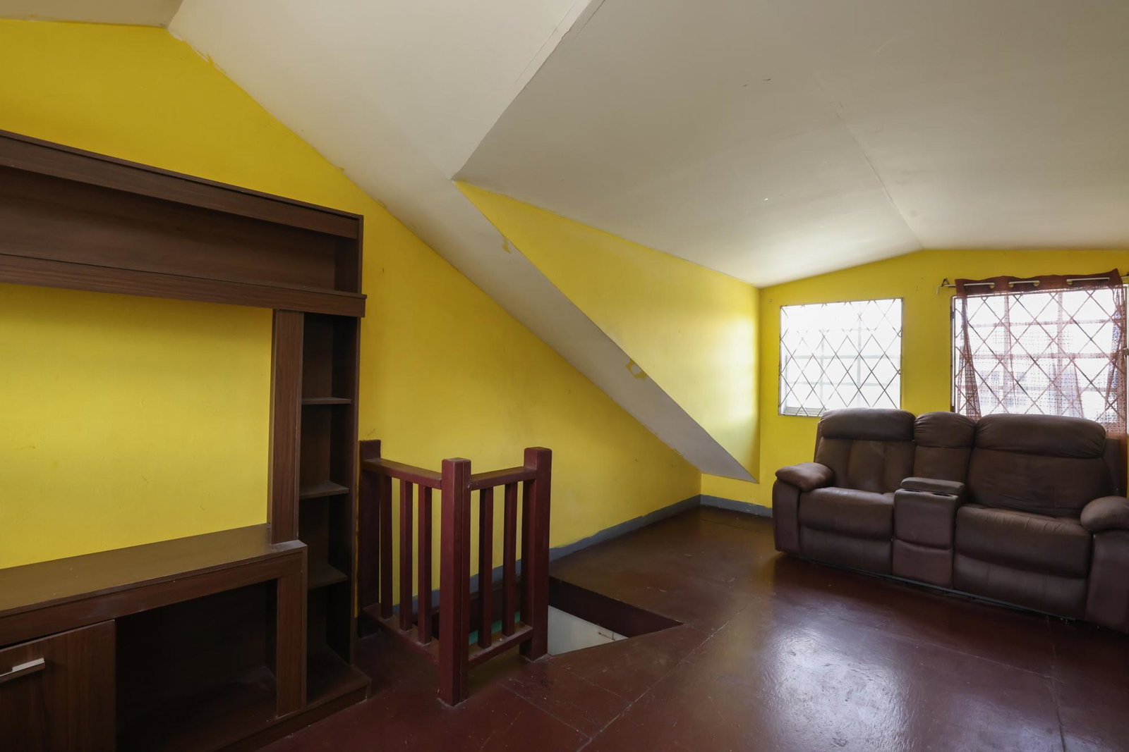 Spacious-3-Bedroom-Townhouse-for-Rent-on-Washington-Boulevard-St.-Andrew-Jamaica Fourteenth image of 2a Washington Boulevard in Kingston 20, St. Andrew, Jamaica - property is For Rent