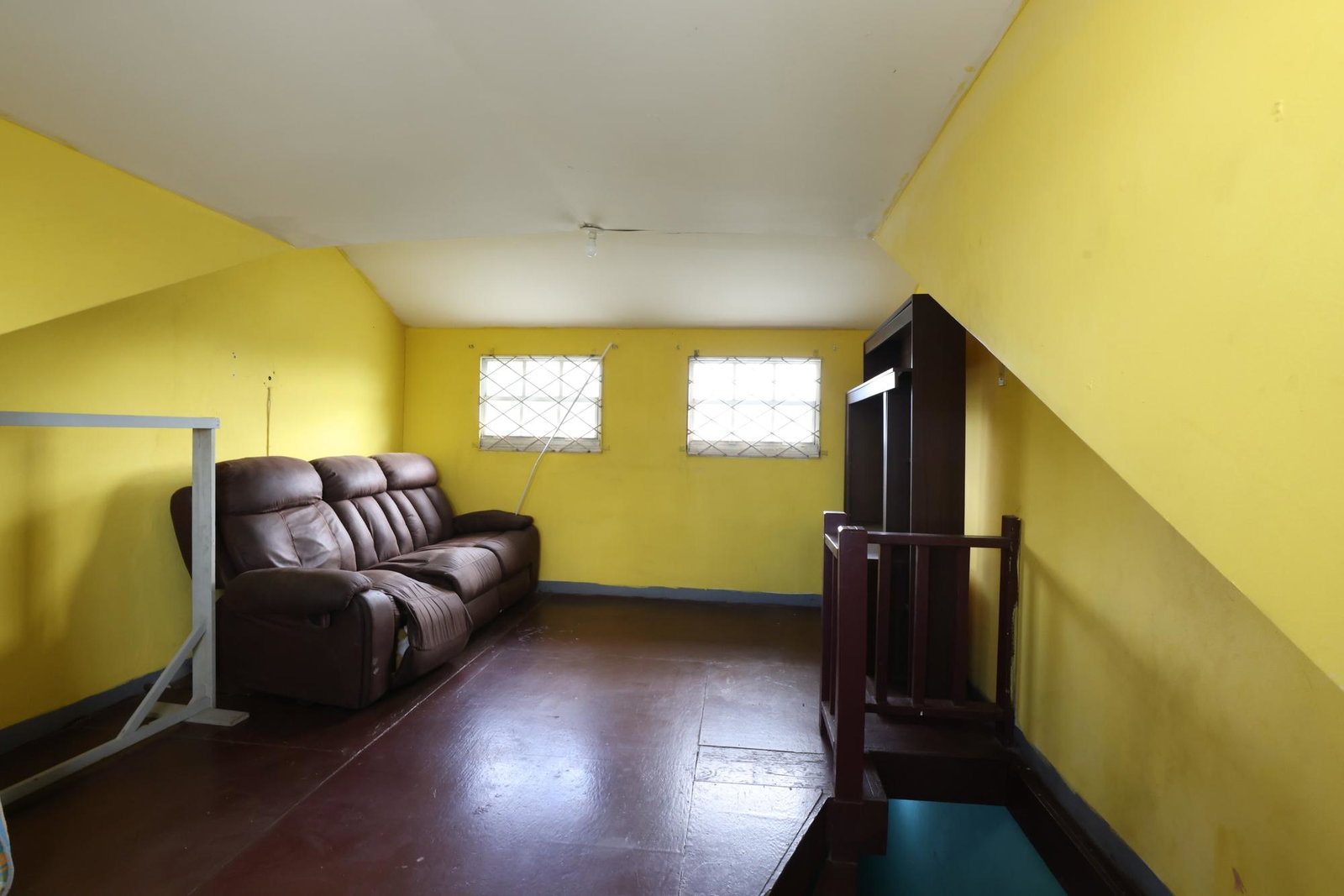 Spacious-3-Bedroom-Townhouse-for-Rent-on-Washington-Boulevard-St.-Andrew-Jamaica Fifteenth image of 2a Washington Boulevard in Kingston 20, St. Andrew, Jamaica - property is For Rent