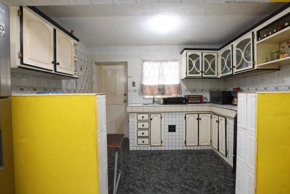 Seventeenth image of 2a Washington Boulevard in Kingston 20, St. Andrew, Jamaica - property is For Rent