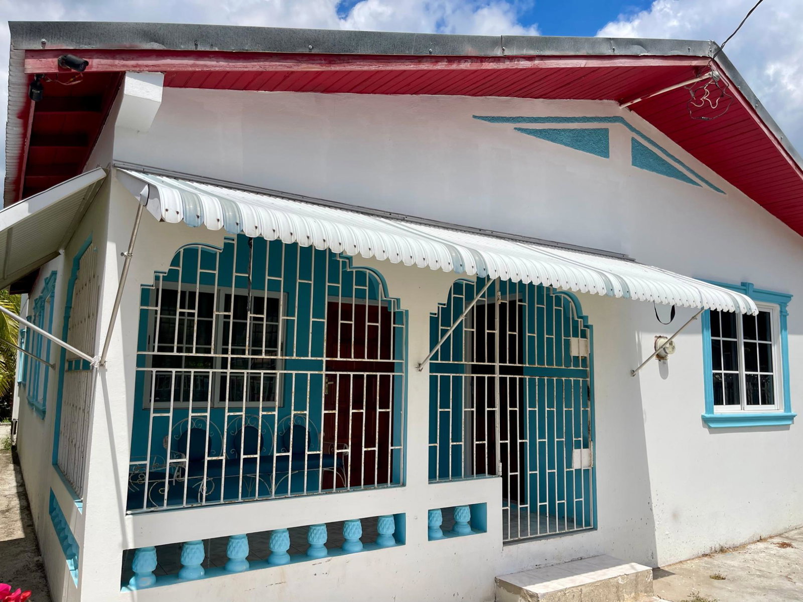 Second image of George’s Pen Road in Four Paths, Clarendon, Jamaica - property is For Rent