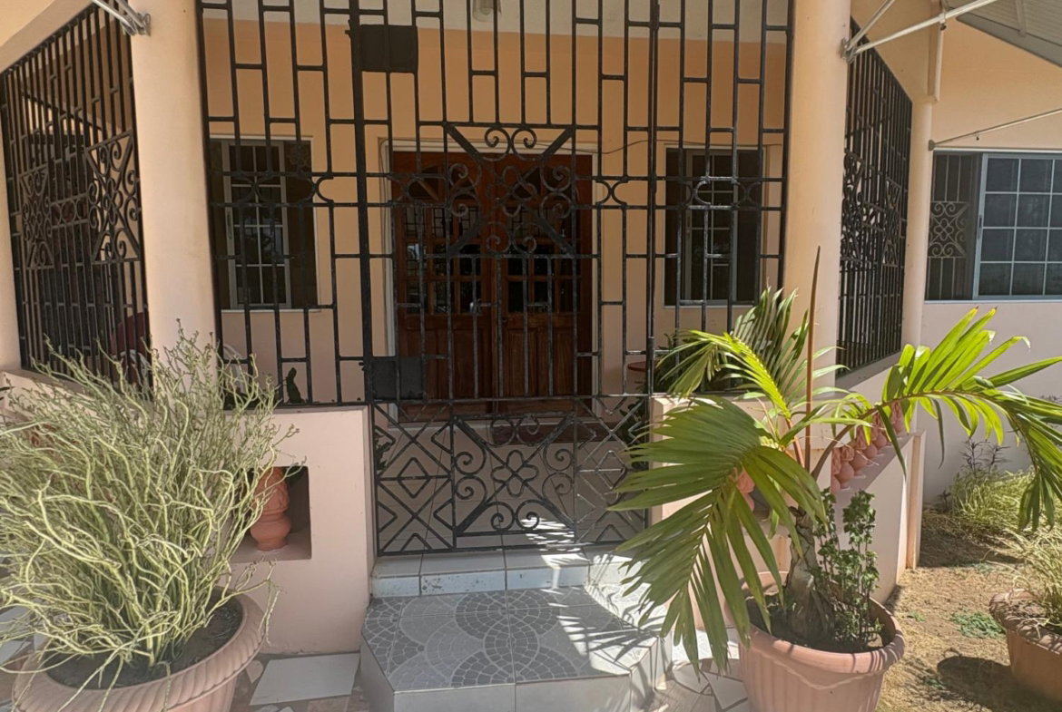 Third image of Cue Gardens , Cockpit , f in Freetown, Clarendon, Jamaica - property is For Sale