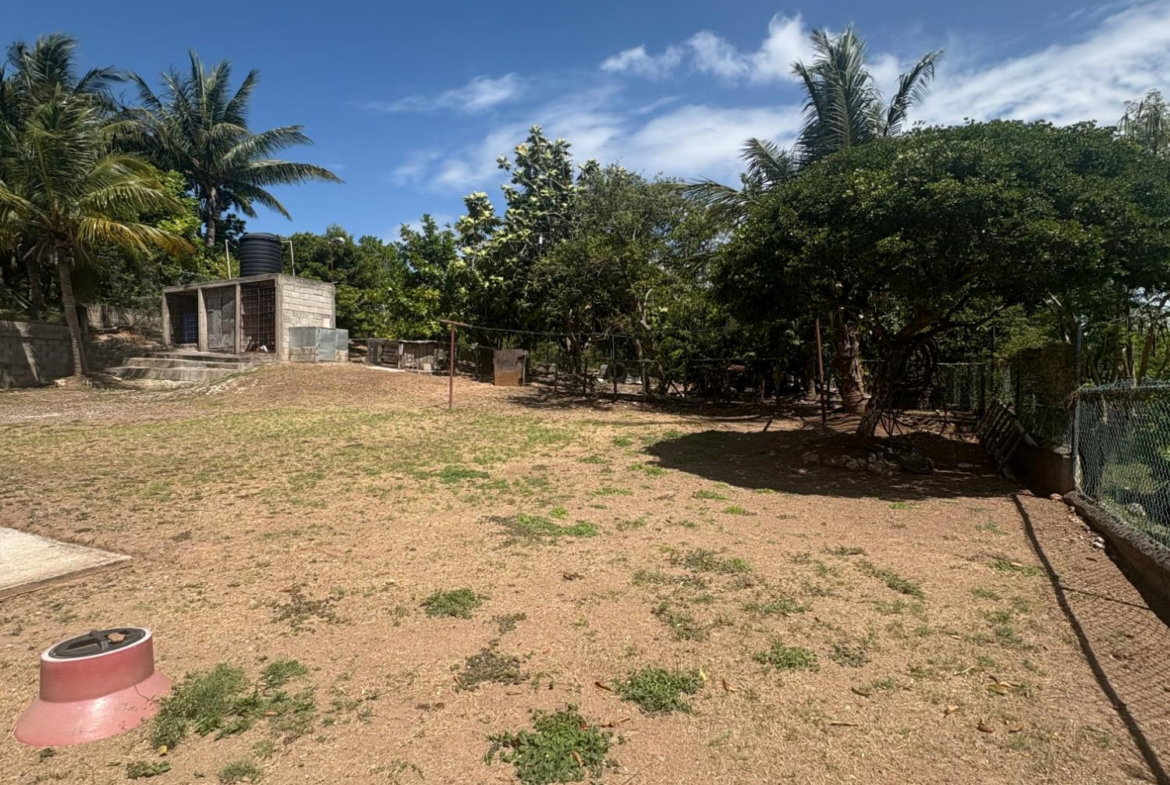 Twenty-Sixth image of Cue Gardens , Cockpit , f in Freetown, Clarendon, Jamaica - property is For Sale