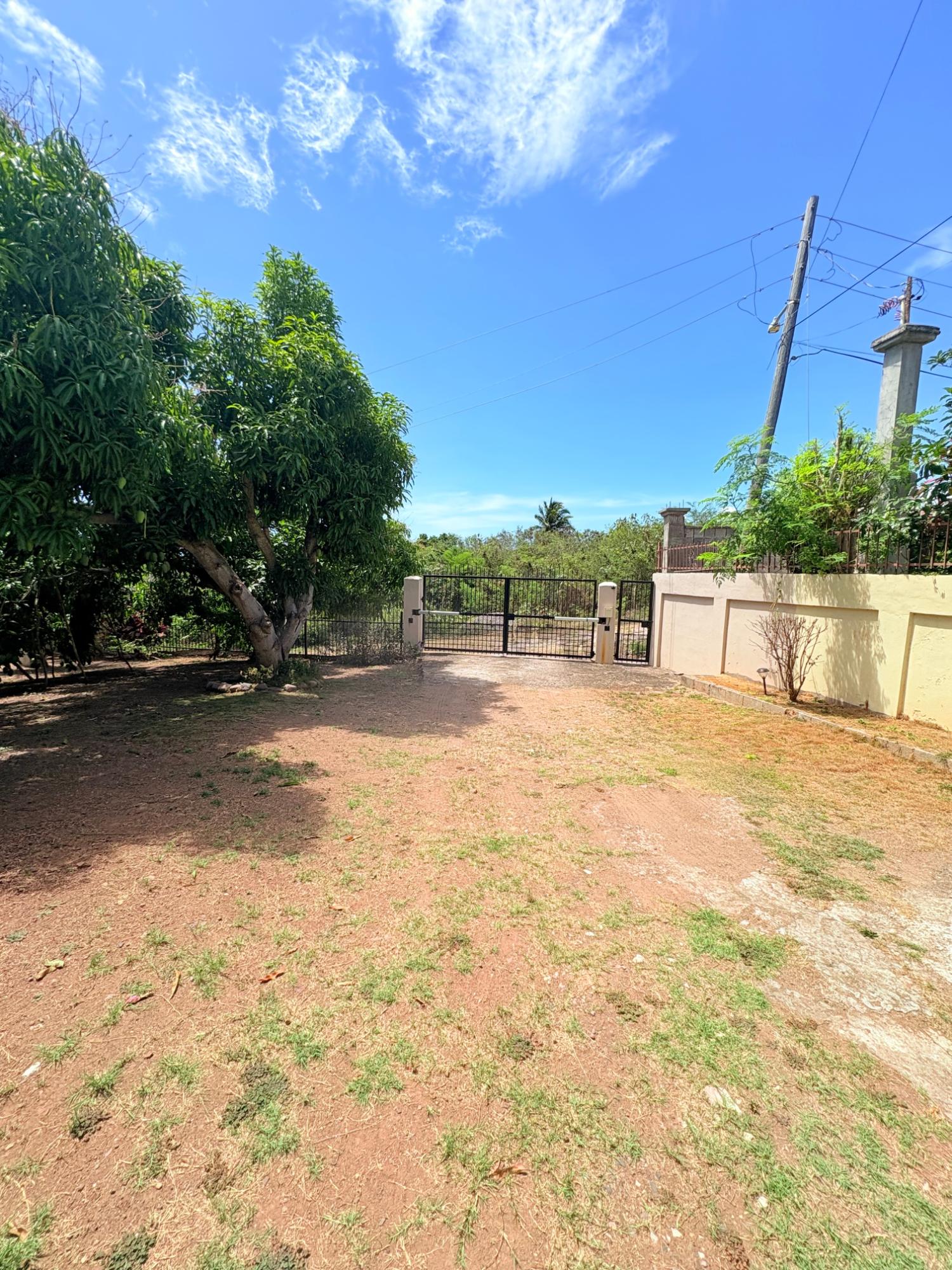 Spacious-4-Bedroom-House-for-Sale-in-Cue-Gardens-Clarendon-Jamaica First image of Cue Gardens , Cockpit , f in Freetown, Clarendon, Jamaica - property is For Sale