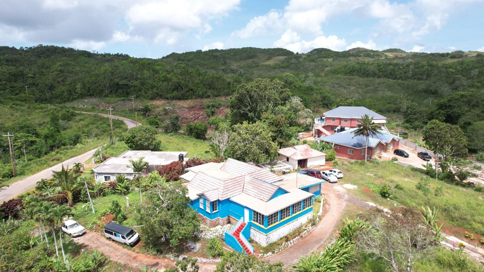 Spacious-4-Bedroom-House-for-Sale-in-Daleys-Grove-Manchester-Jamaica Second image of 4 Daleys Grove in Newport, Manchester, Jamaica - property is For Sale
