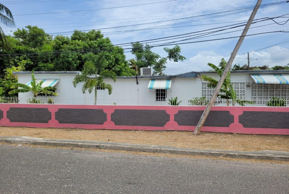 Third image of 206 Seaton Boulevard in SYDENHAM GARDENS, St. Catherine, Jamaica - property is For Sale