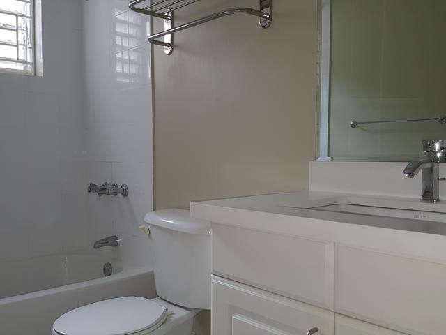 Fifteenth image of Earls Court in Kingston 8, St. Andrew, Jamaica - property is For Rent