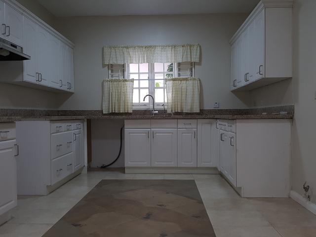 Fifth image of Earls Court in Kingston 8, St. Andrew, Jamaica - property is For Rent