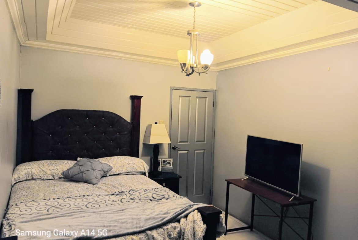 Eighth image of 18 Ridgeway Road in Kingston 19, St. Andrew, Jamaica - property is For Rent