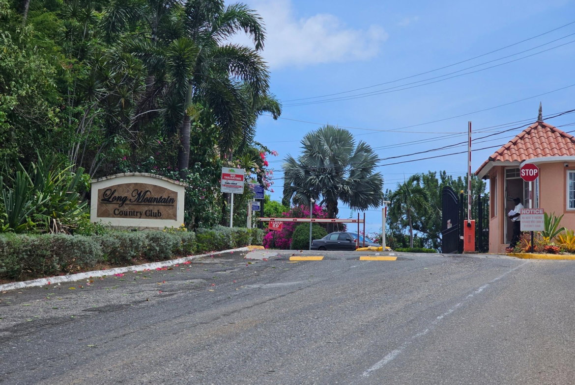 First image of 33 Mountain Pride, Long Moun in Kingston 6, St. Andrew, Jamaica - property is For Rent