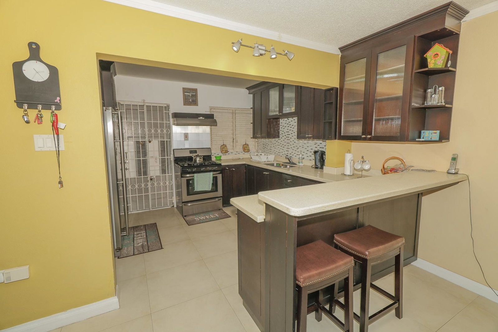 Spacious-4-Bedroom-Townhouse-for-Rent-on-Lady-Musgrave-Rd-St.-Andrew Second image of 7-69 Lady Musgrave Road in Kingston 10, St. Andrew, Jamaica - property is For Rent