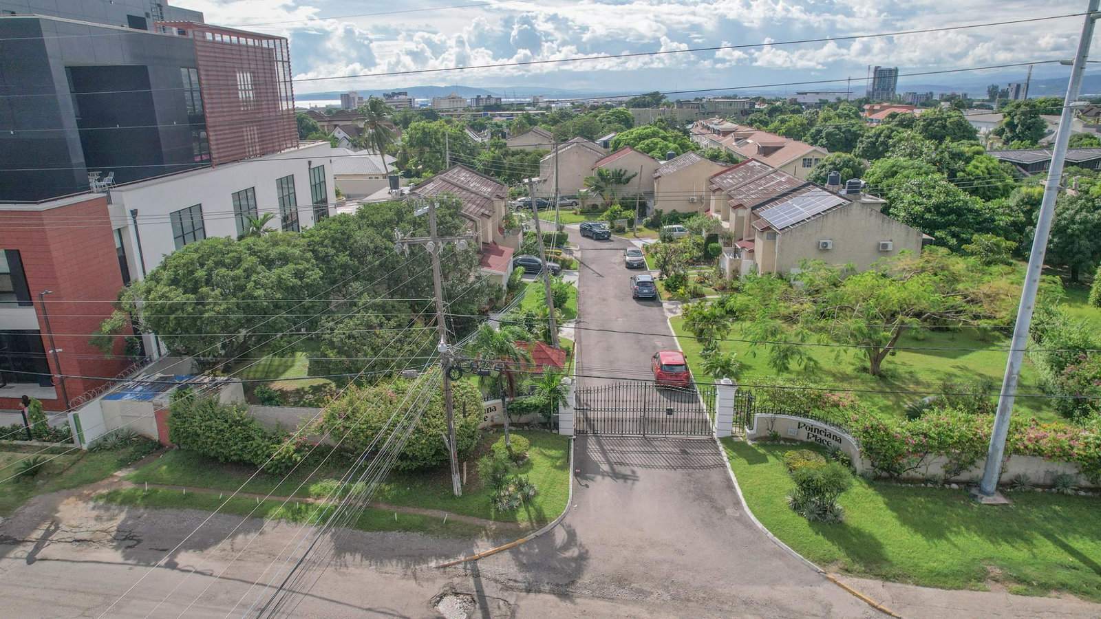 Spacious-4-Bedroom-Townhouse-for-Rent-on-Lady-Musgrave-Rd-St.-Andrew Thirtieth image of 7-69 Lady Musgrave Road in Kingston 10, St. Andrew, Jamaica - property is For Rent
