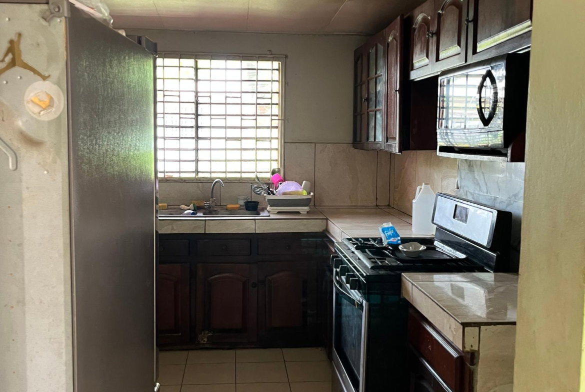 Seventeenth image of 14 Longwood Contemporary Clo in Santa Cruz, St. Elizabeth, Jamaica - property is For Sale