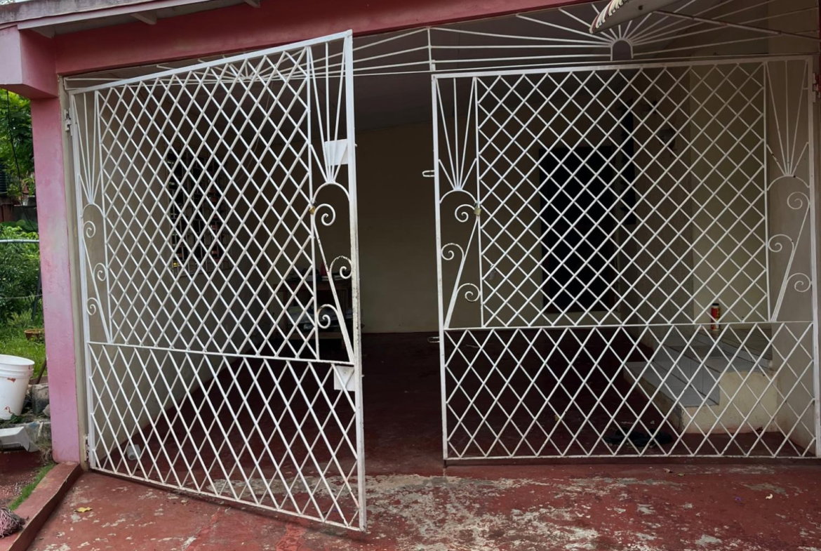 Third image of 14 Longwood Contemporary Clo in Santa Cruz, St. Elizabeth, Jamaica - property is For Sale