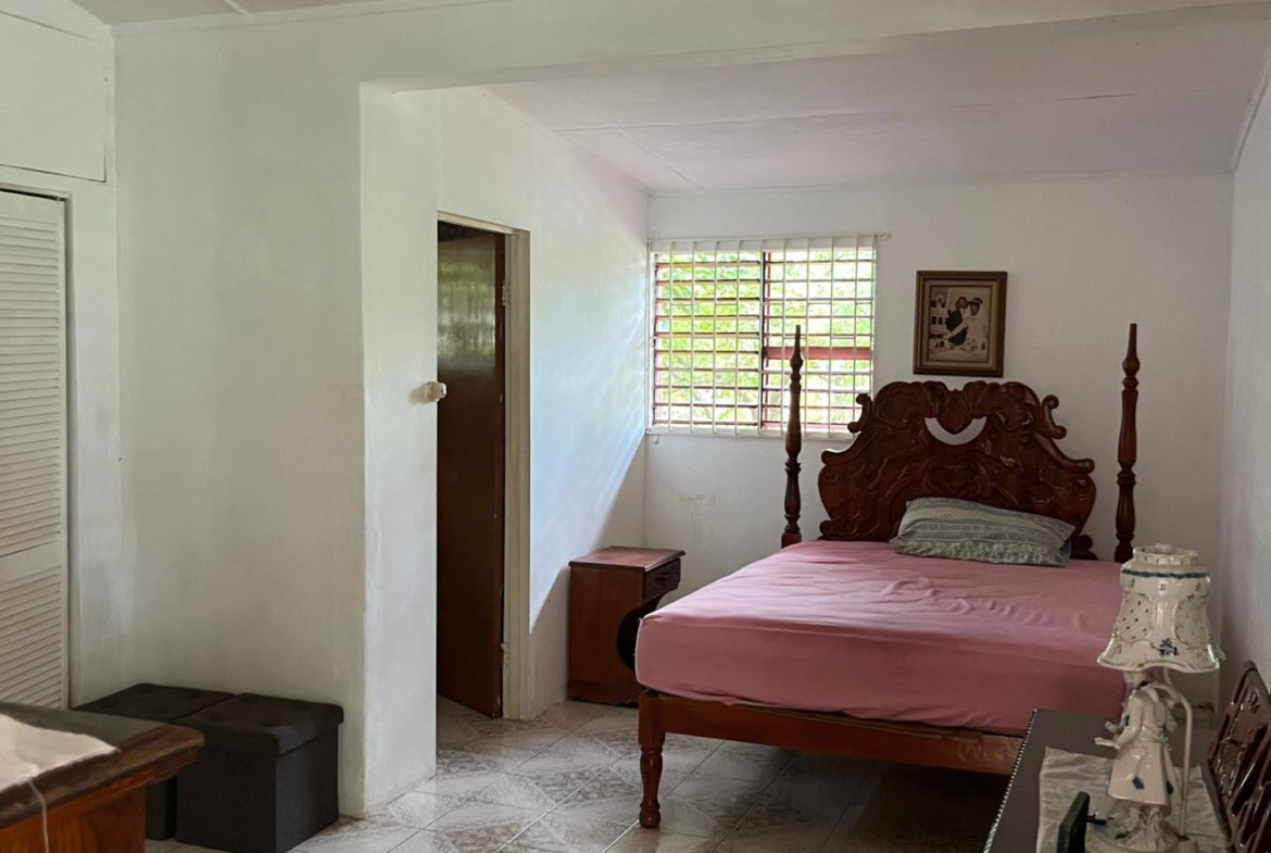 Seventh image of 14 Longwood Contemporary Clo in Santa Cruz, St. Elizabeth, Jamaica - property is For Sale