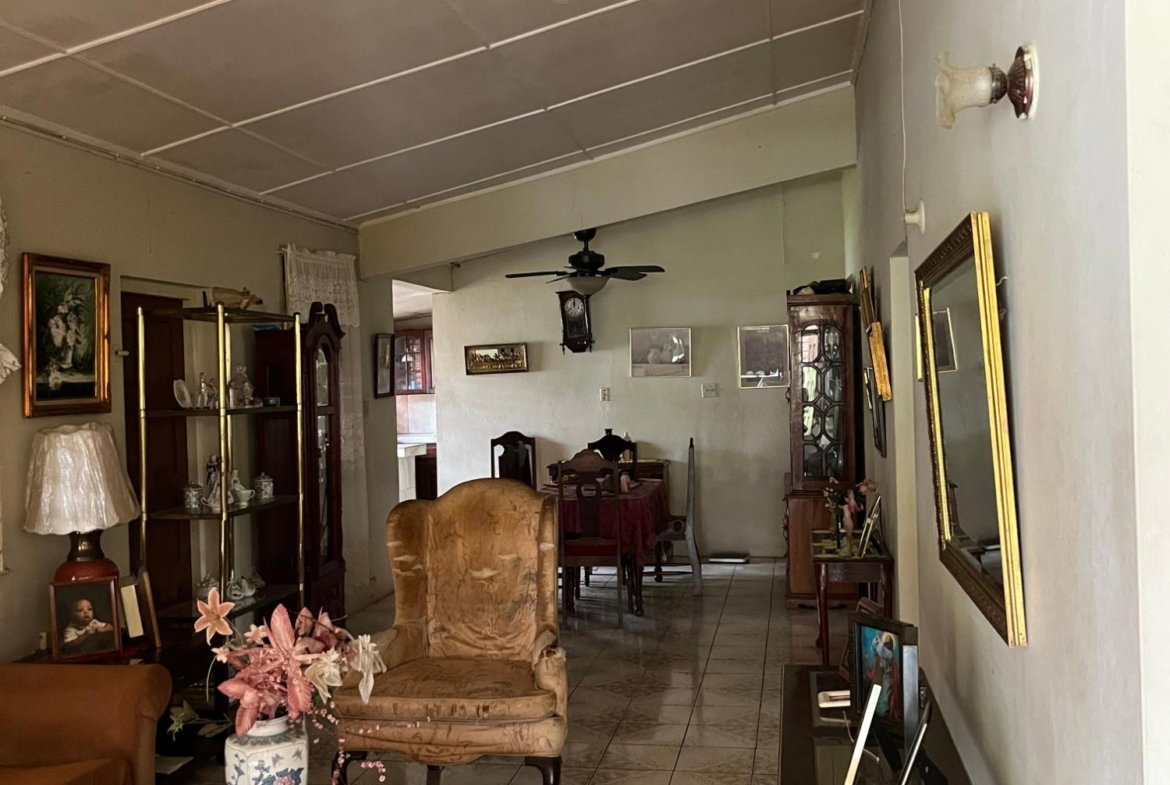 Tenth image of 14 Longwood Contemporary Clo in Santa Cruz, St. Elizabeth, Jamaica - property is For Sale