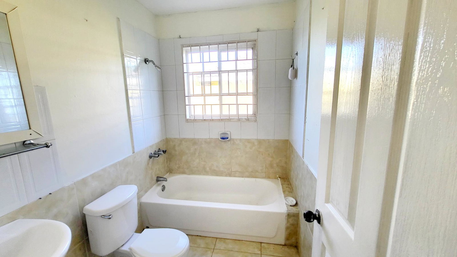 Twenty-Third image of Belle Air, Mt. Edgecombe in Runaway Bay, St. Ann, Jamaica - property is For Sale