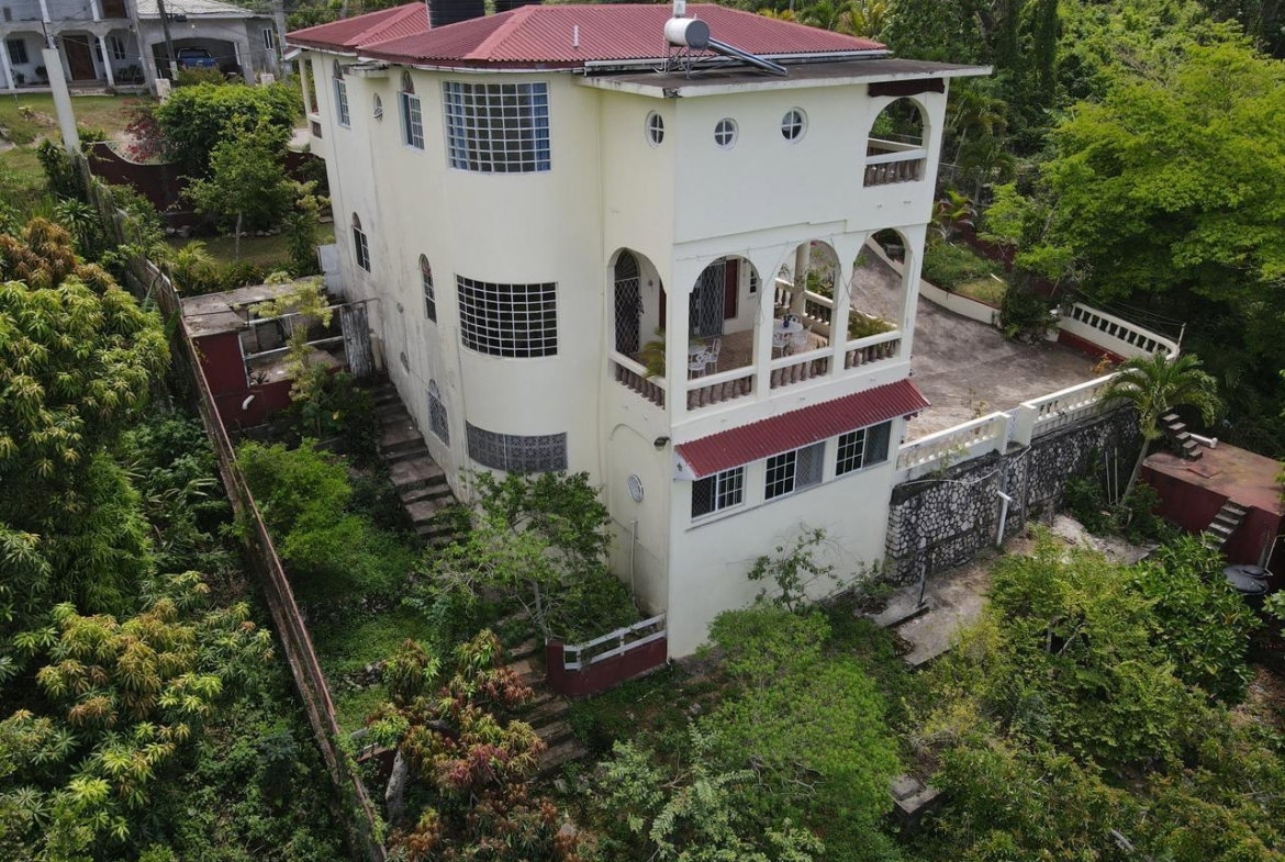 Second image of 12 Woodland Circle in Red Hills, St. Andrew, Jamaica - property is For Sale