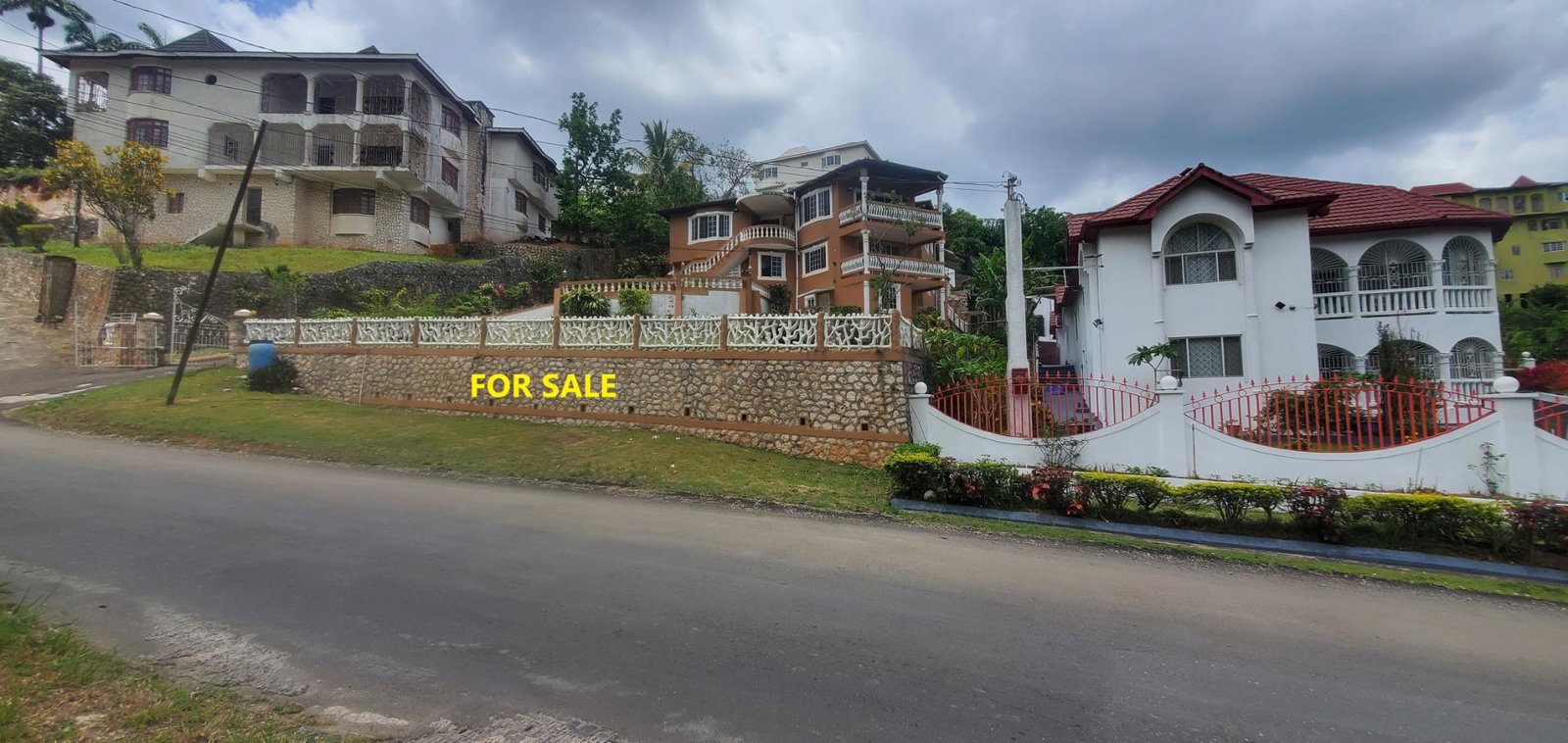 Spacious-6-Bedroom-House-for-Sale-in-Mandeville-Manchester-Jamaica Second image of 125 Balvenie Drive Mandeville in Mandeville, Manchester, Jamaica - property is For Sale