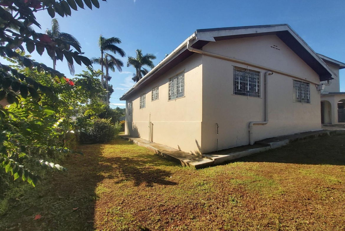 Twenty-First image of 5 Hampton Court in Mandeville, Manchester, Jamaica - property is For Rent