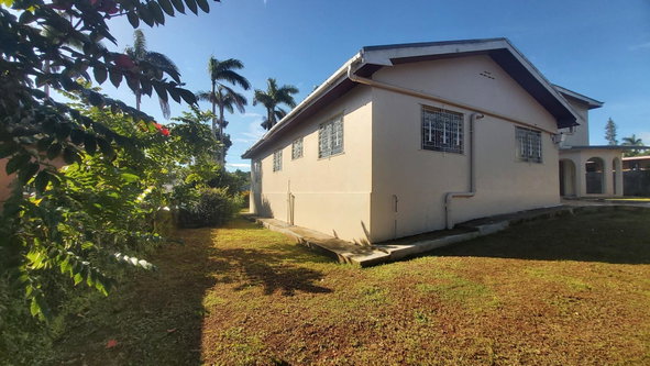 Twenty-First image of 5 Hampton Court in Mandeville, Manchester, Jamaica - property is For Rent