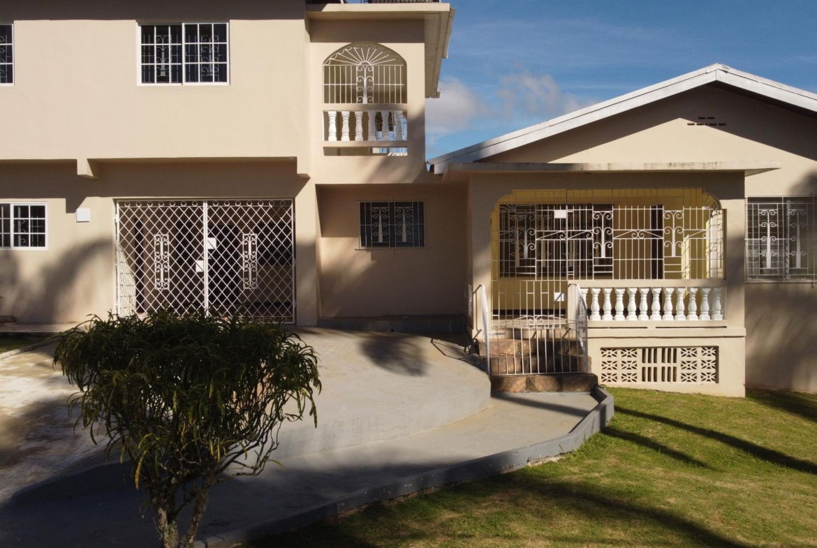 Twenty-Fourth image of 5 Hampton Court in Mandeville, Manchester, Jamaica - property is For Rent
