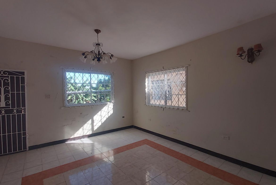 Eighth image of 5 Hampton Court in Mandeville, Manchester, Jamaica - property is For Rent